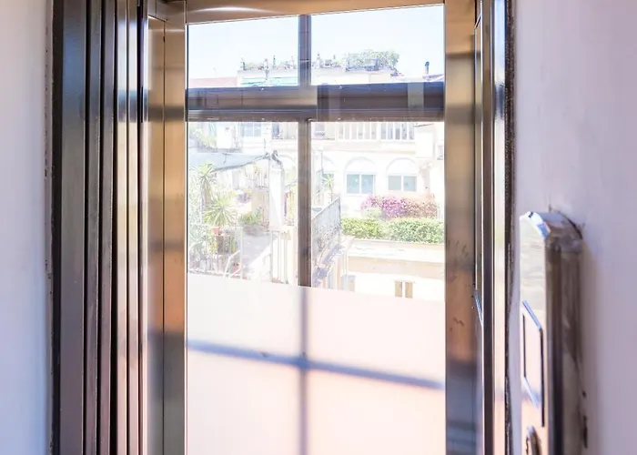 New Design In Неаполь