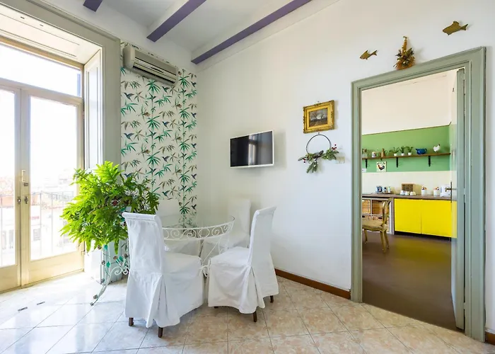 New Design In Неаполь