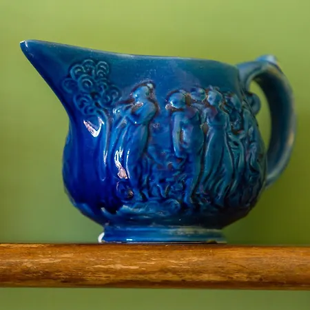 New Design In 公寓 *