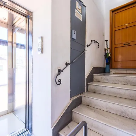 New Design In Апартаменты Неаполь